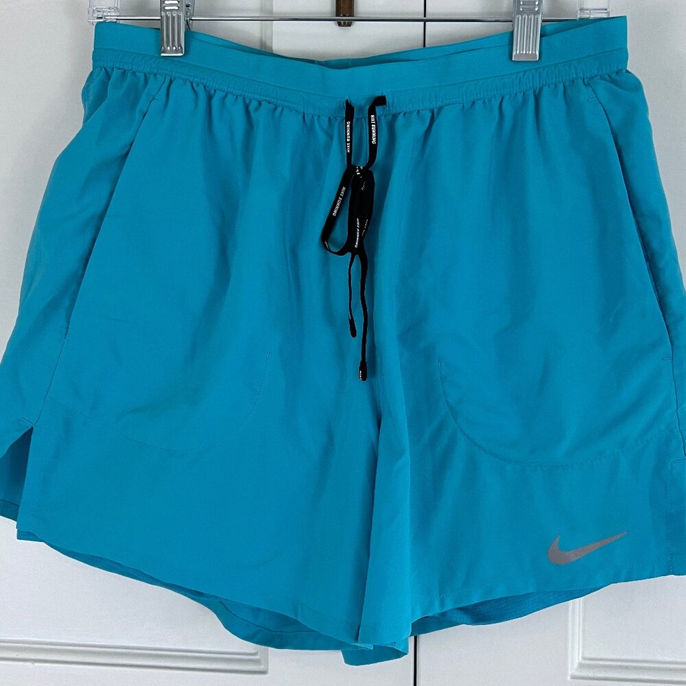 Nike Dri Fit Men's Running Shorts Large - Blue with Pockets